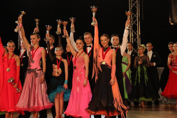 Sukcesy par tanecznych z AKAT-u w Płocku